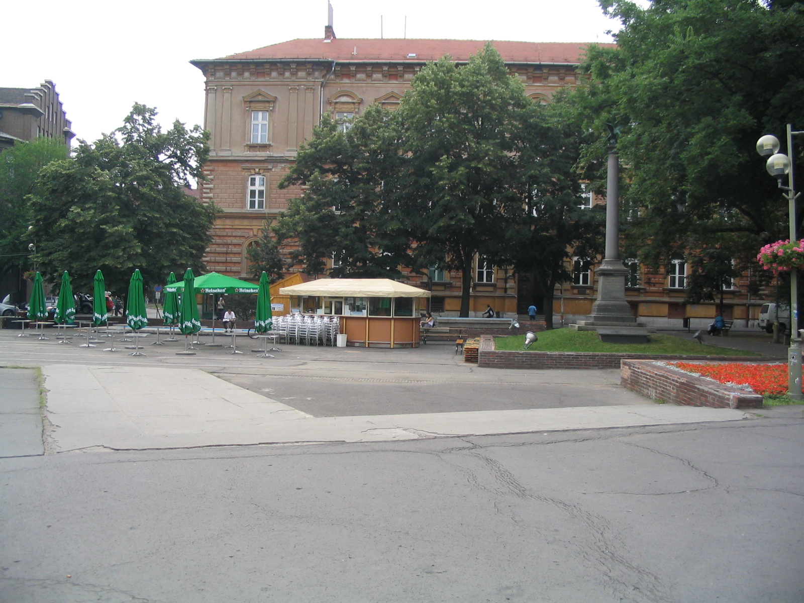 Aradi square